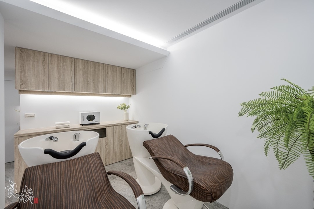 La mode Hair salon_200720_11